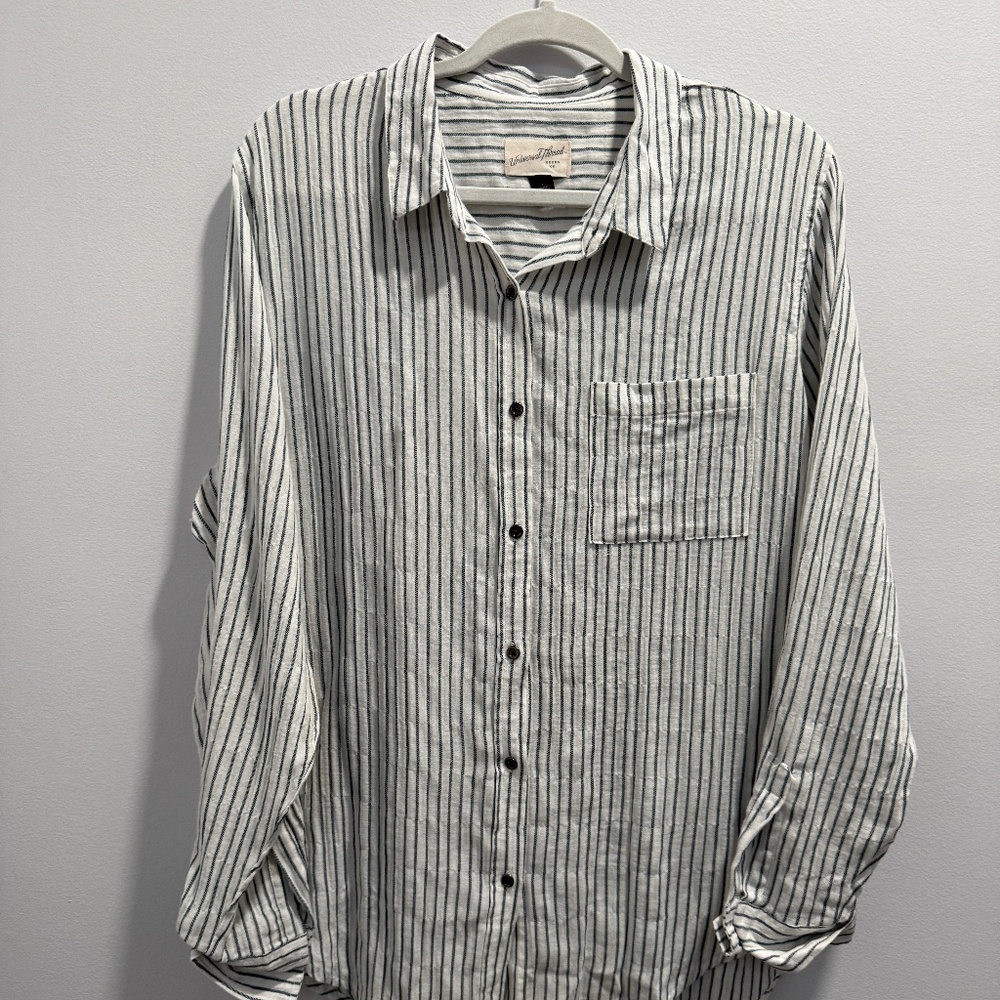 Universal Thread White Gray Stripe Button Shirt